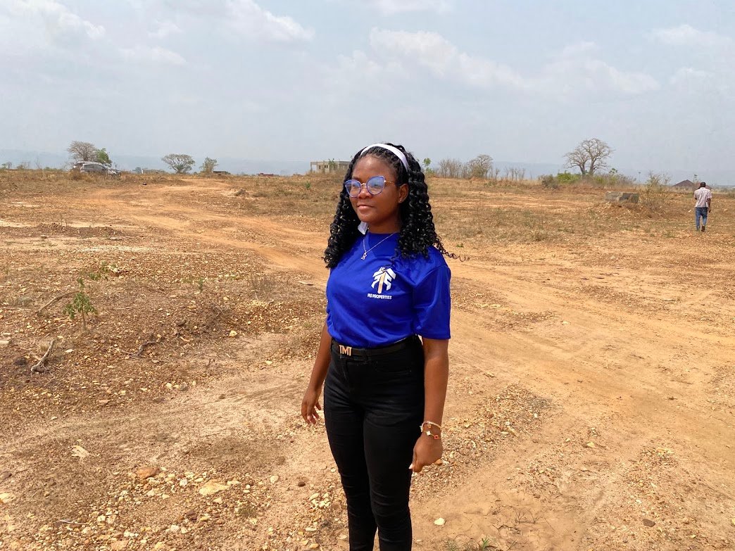 Title Registered Plots Selling at Mobole